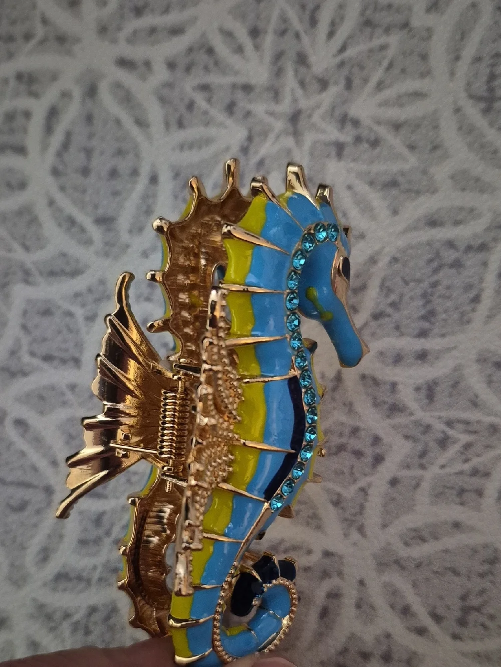 Seahorse hairclip in Turquoise, Lime & Gold